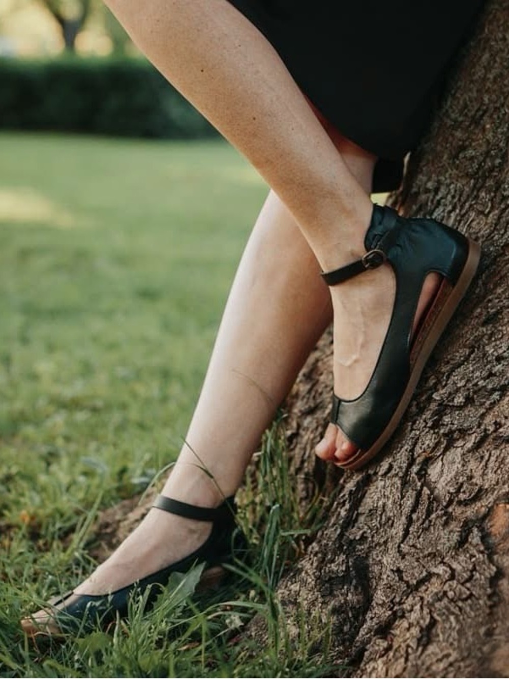 Women’s Black Ankle-Strap Leather Flats